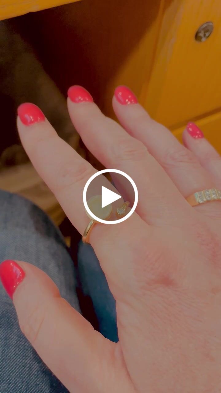 Customer video review of Moonstone Meditation Ring