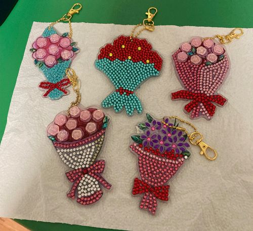 Customer photo review of 5D Diamond Painting Schlüsselanhänger Blumenstrauß