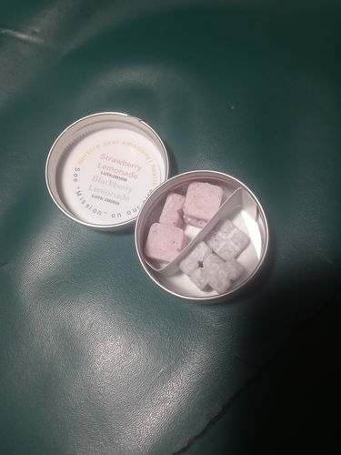 Customer photo review of Berry Lemonade (Strawberry Lemonade + Blackberry Lemonade, 120mg)
