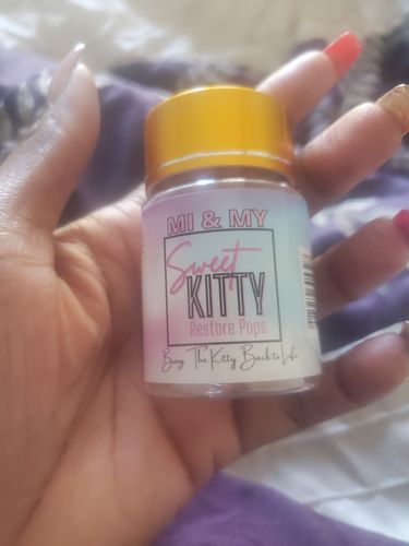 Customer photo review of Sweet Kitty Restore Pops