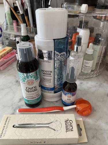 Customer photo review of GuruNanda PoshMamma Basic Oral Care Kit
