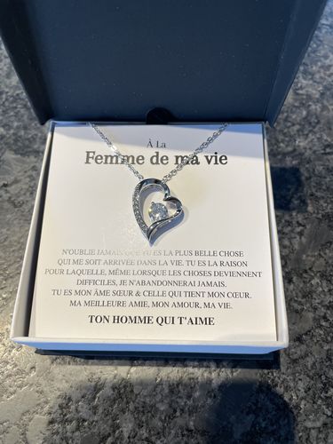 Customer photo review of Collier Amour Éternel - À la femme de ma vie - N'oublie jamais...