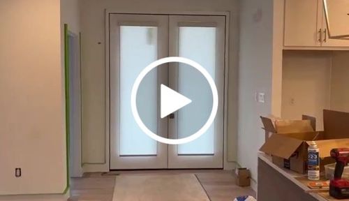 Customer video review of SmartWings Motorized Light Filtering Roller Shades 70% Blackout Safari