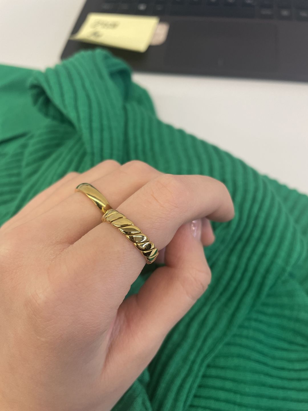 Customer photo review of Cavo Ring | 18K vergoldet