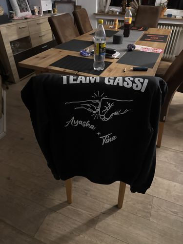Customer photo review of Team Gassi Fauststoß - Individueller Hoodie Unisex Rückendruck
