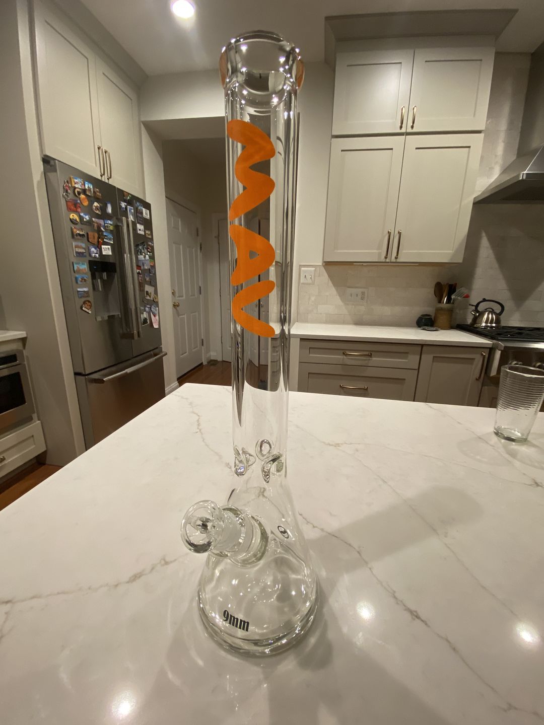 Customer photo review of 18" x 9mm Beaker Bong