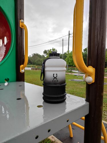 undefined review of 2.2L Oversized Bottle with Flip Cap image 1 out of 1