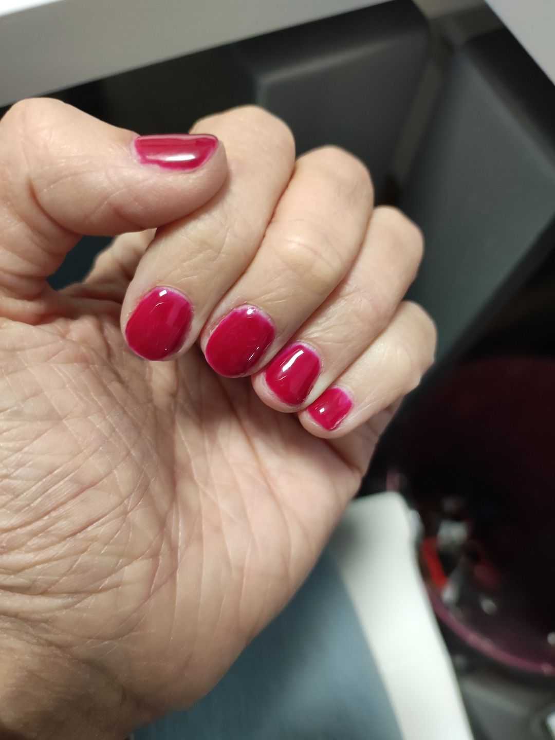 Customer photo review of Smalto Semipermanente LCI -  Rosso Chanel