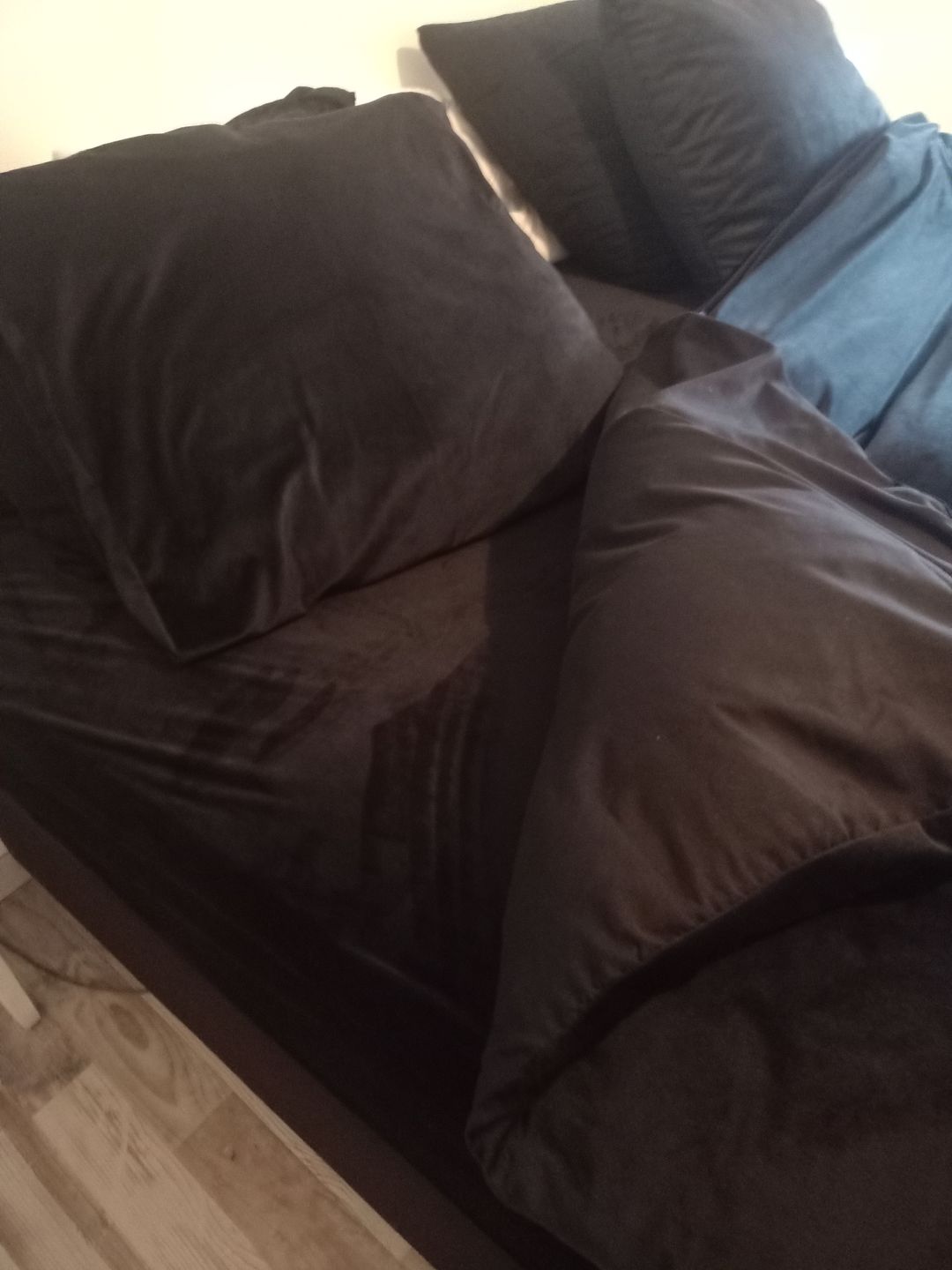Customer photo review of Matras Hoeslaken - Velvet Obsidian Black