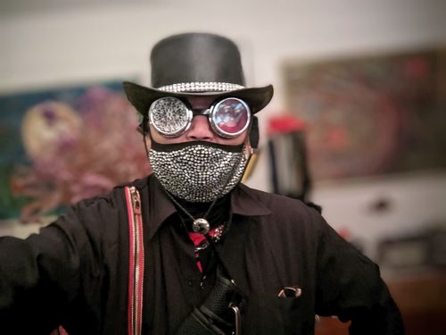 Customer photo review of Contrast V-Neck Long Sleeve Shirt