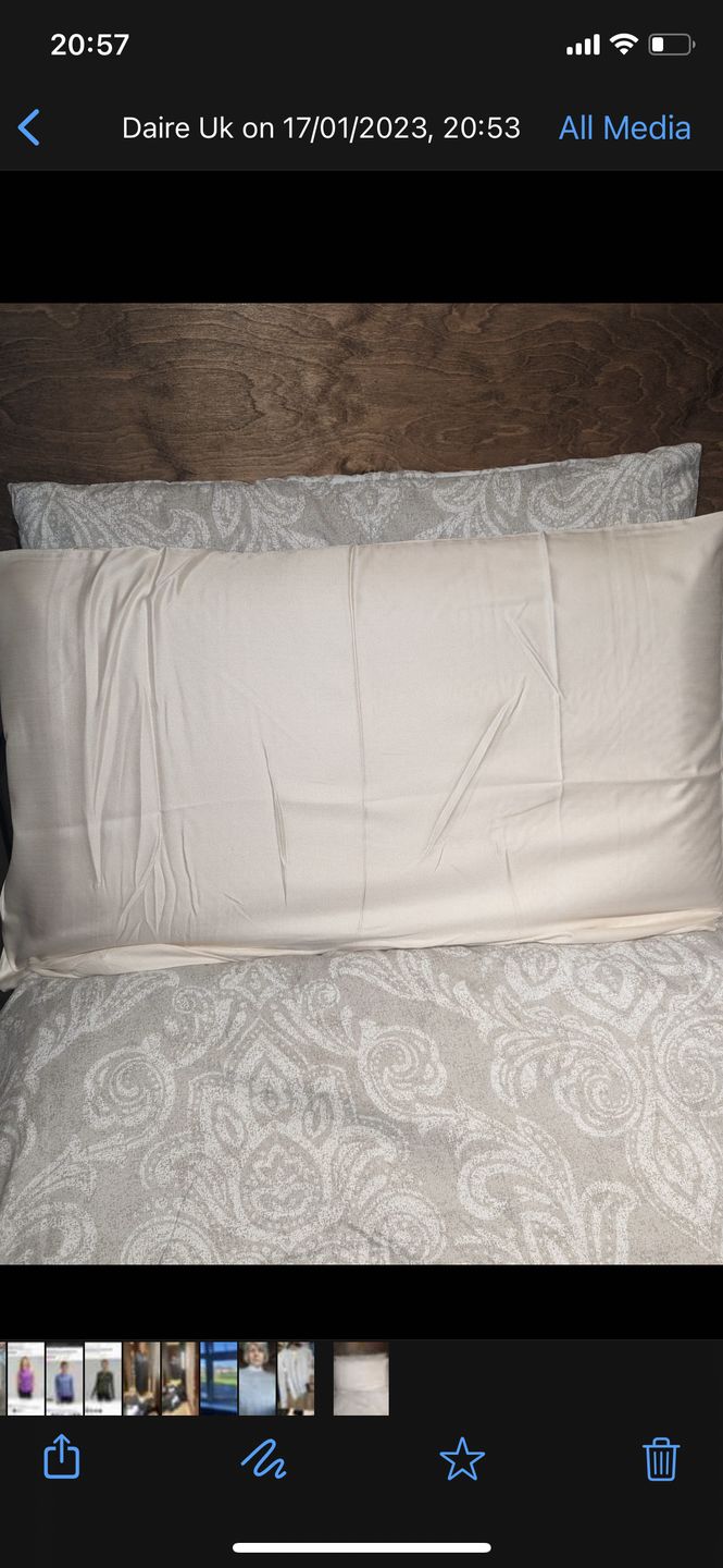 Customer photo review of Mulberry Silk Pillowcase