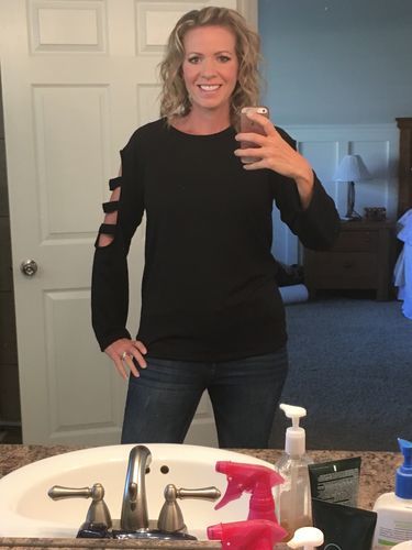Customer photo review of Brigitte Brianna Slit Sleeve Sweatshirt