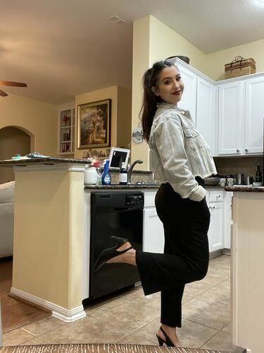Customer photo review of Brigitte Brianna Valley Sweats