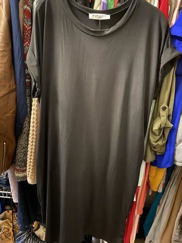 Customer photo review of Brigitte Brianna Pocket Tee Dress