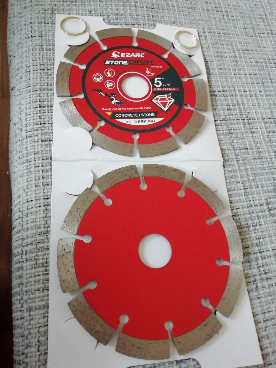 Customer photo review of 4.5/5 in. Segmented Diamond Blade For Concrete/Masonry/Block