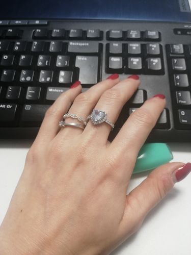 Customer photo review of Anello Love Strass