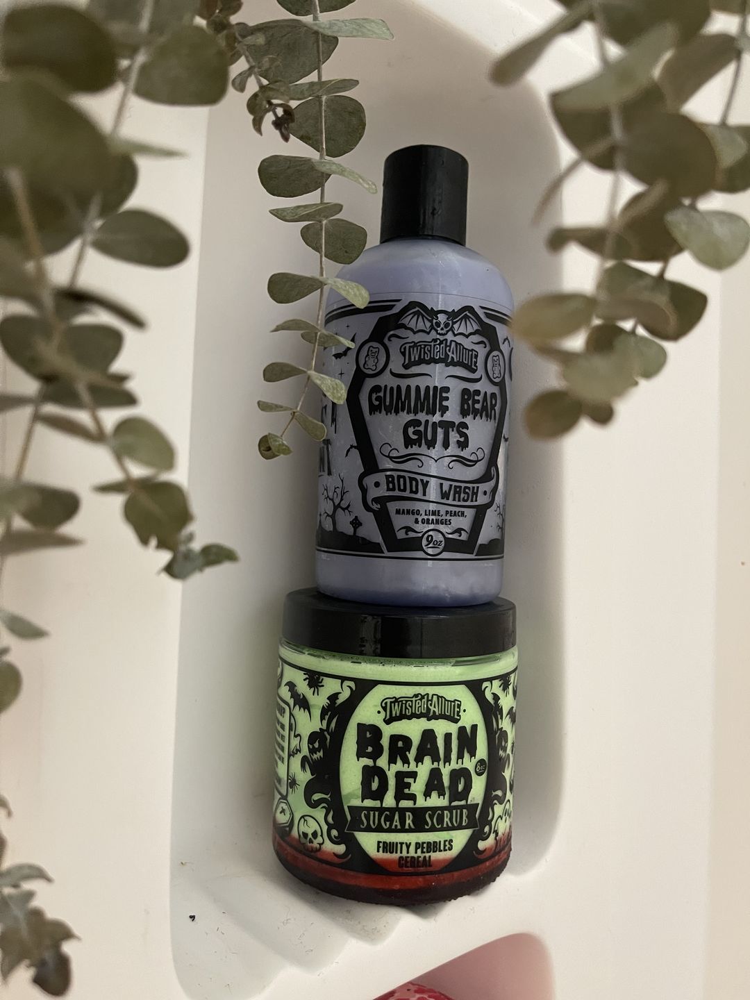 Customer photo review of Brain Dead  Sugar Scrub (Fruity Pebbles Cereal)
