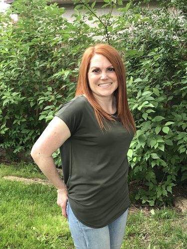 Customer photo review of Brigitte Brianna Everyday Tee