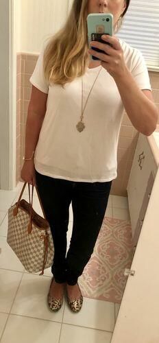 Customer photo review of Brigitte Brianna Favorite V-Neck Basic Tee