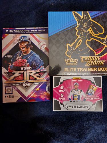 Customer photo review of Pokémon Crown Zenith Elite Trainer Box (Pre-Order)