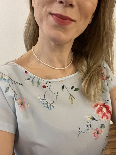Customer photo review of Cara Mini Pearl Choker