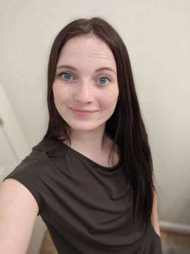 Customer photo review of Brigitte Brianna Everyday Tee