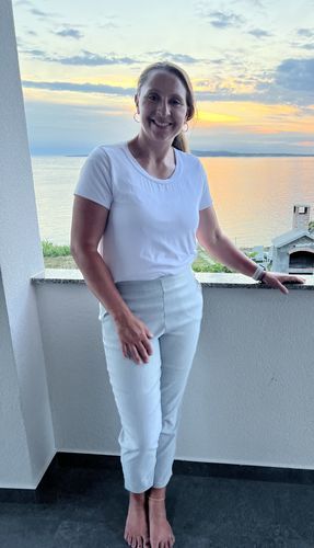 Customer photo review of Brigitte Brianna Favorite Basic Tee