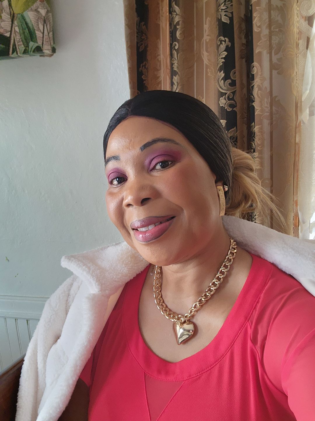 Customer photo review of Carotis 7 Day Lightening Cream with Vitamin A (Jar) - 300ml / 10.14 fl oz