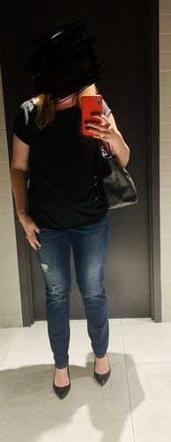 Customer photo review of Brigitte Brianna Everyday Tee