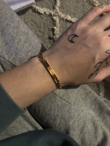 Customer photo review of Engraved Bracelet Set - W/ Eternal Rose Box