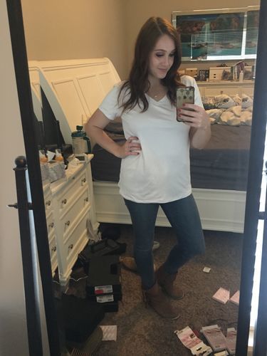 Customer photo review of Brigitte Brianna Favorite V-Neck Basic Tee