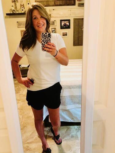 Customer photo review of Brigitte Brianna Favorite V-Neck Basic Tee