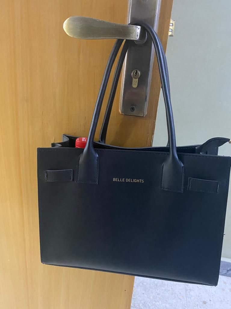 Customer photo review of Black Belle The Classic Bag