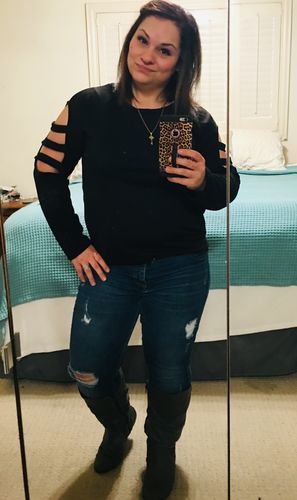 Customer photo review of Brigitte Brianna Slit Sleeve Sweatshirt