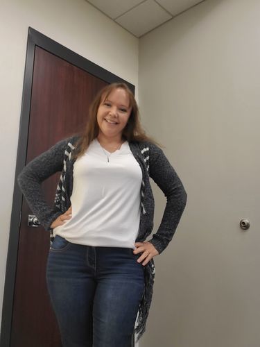 Customer photo review of Brigitte Brianna Favorite V-Neck Basic Tee