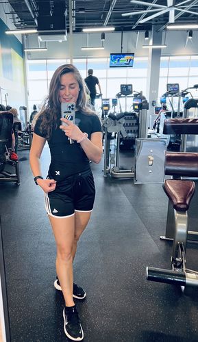 Customer photo review of Women's Heat Trapping T-Shirt