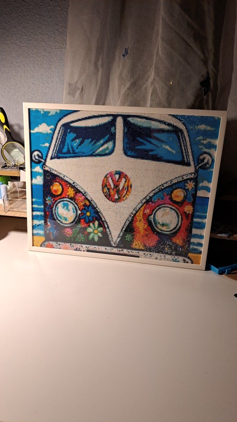 Customer photo review of Oma kuva | timanttimaalaus