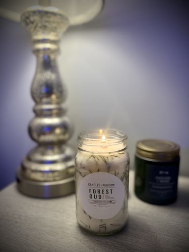 Customer photo review of Forest Oud Candle