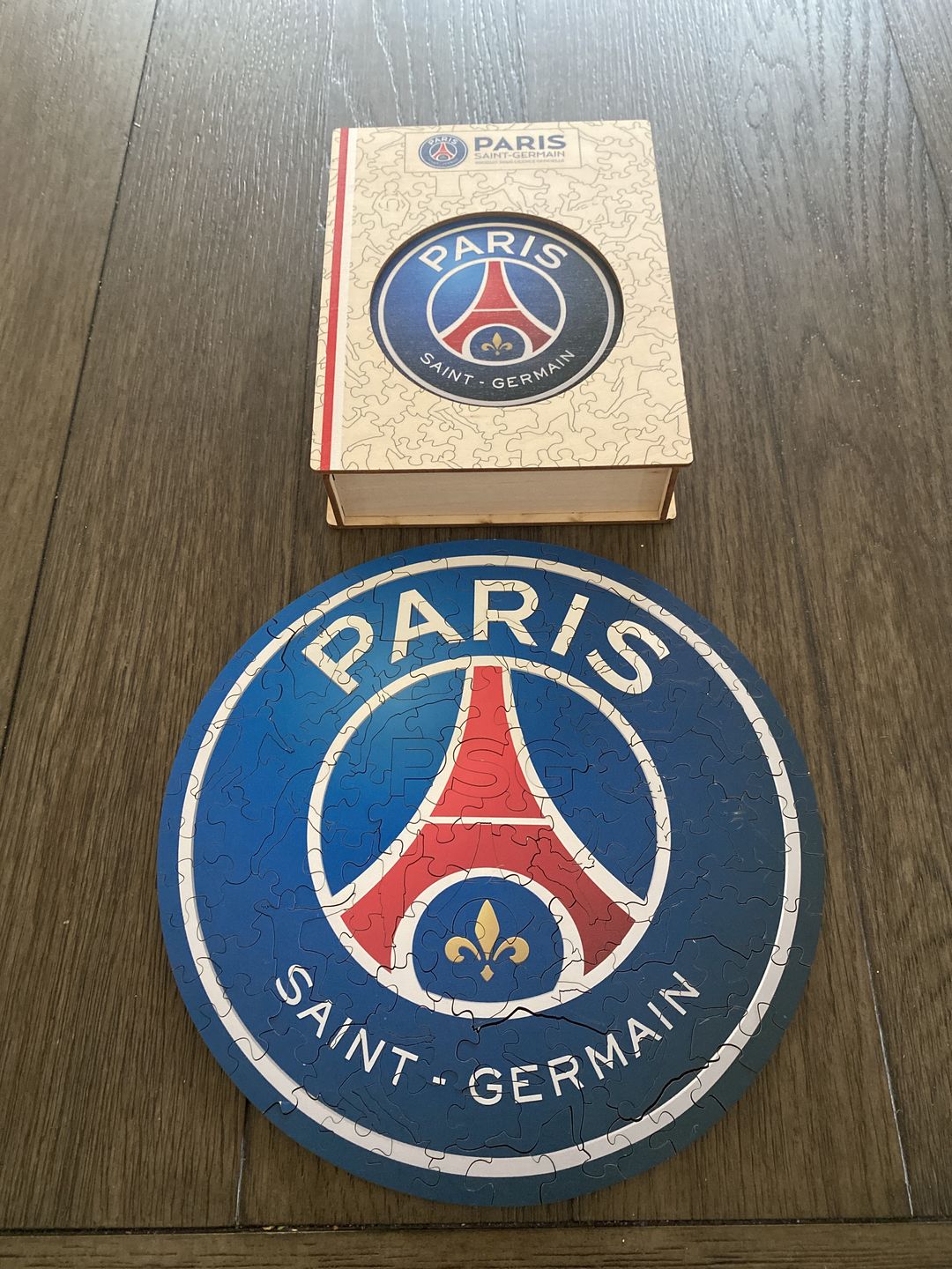 Customer photo review of Paris Saint-Germain FC® Logo - Official Wooden Puzzle