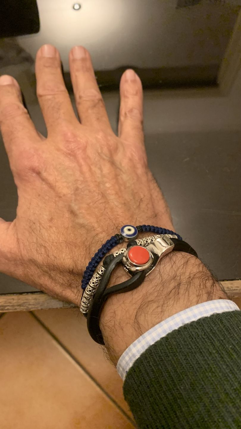 Customer photo review of Bracciale pelle Petra Corallo Tulsi