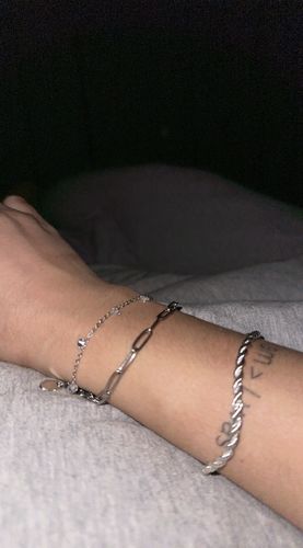 Customer photo review of Paperclip Bracelet - Silver