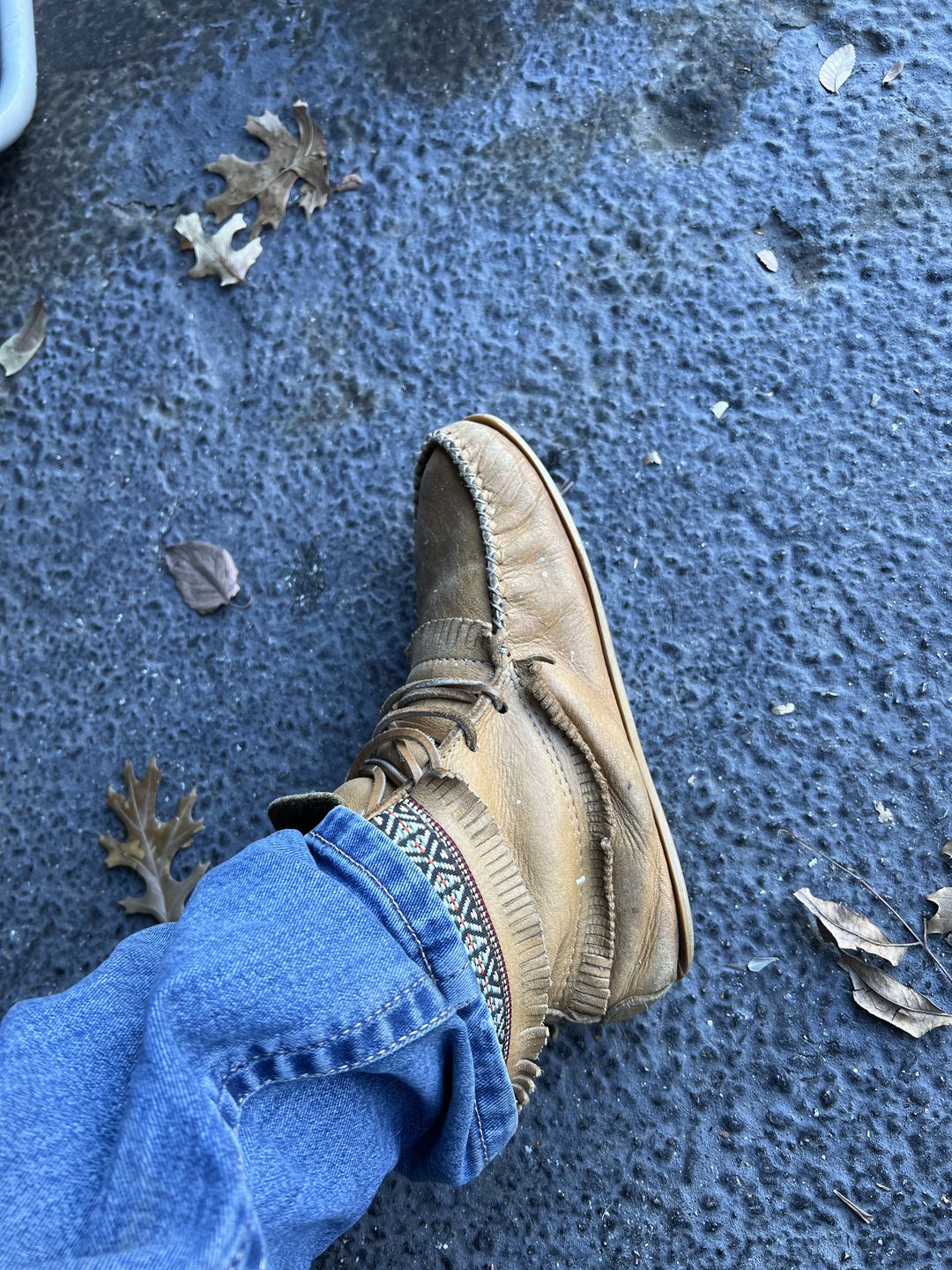 Customer photo review of Men's Leather Moccasin Boots