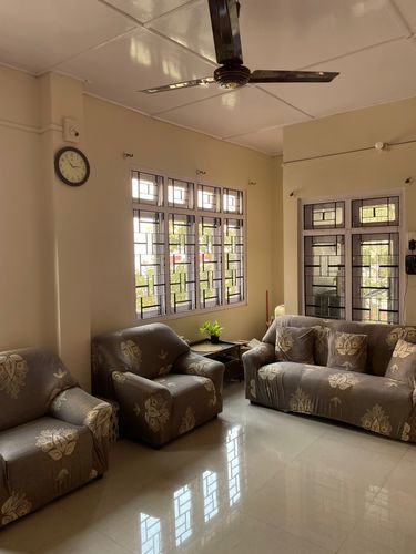 Customer photo review of Trendize Exclusive Stretchable Sofa Cover