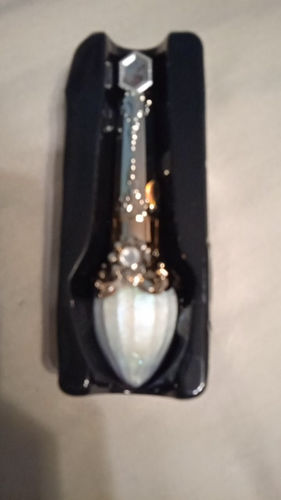 Customer photo review of GlowSkönhet™ Pärlemorskimrande Flytande Glitterögonskugga