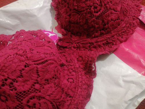 Customer photo review of Broom - Wired / Non-Wired Light Padded European Lace Bra