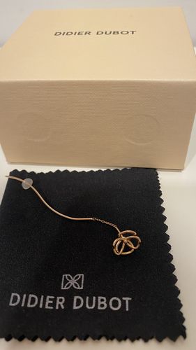 Customer photo review of La D.D One-sided Gold Earring JDDERVS06XX