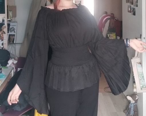 Customer photo review of Renaissance shirt