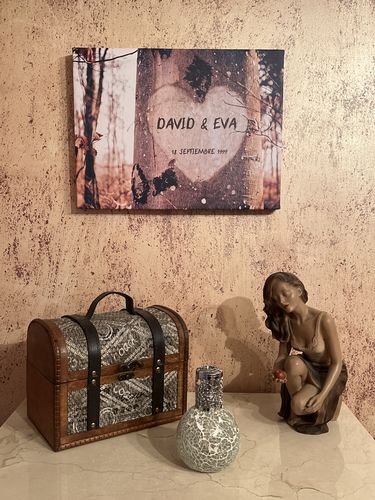 Customer photo review of Lienzo Personalizado Arbol Tallado
