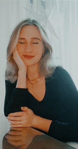 Customer photo review of "Kauai" Snake Chain Choker