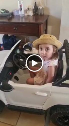 Customer video review of Toyota Hilux Bakkie - Kids Electric Ride On Car